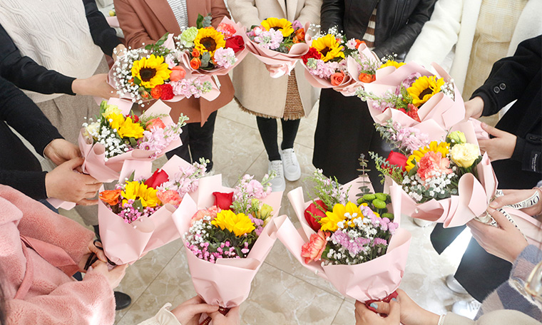 愛在三八節(jié)，情暖半邊天——濟(jì)南賽成為女員工送上節(jié)日祝福